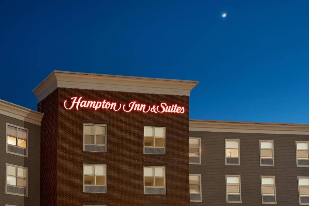 Hampton Inn & Suites Exeter Exterior foto