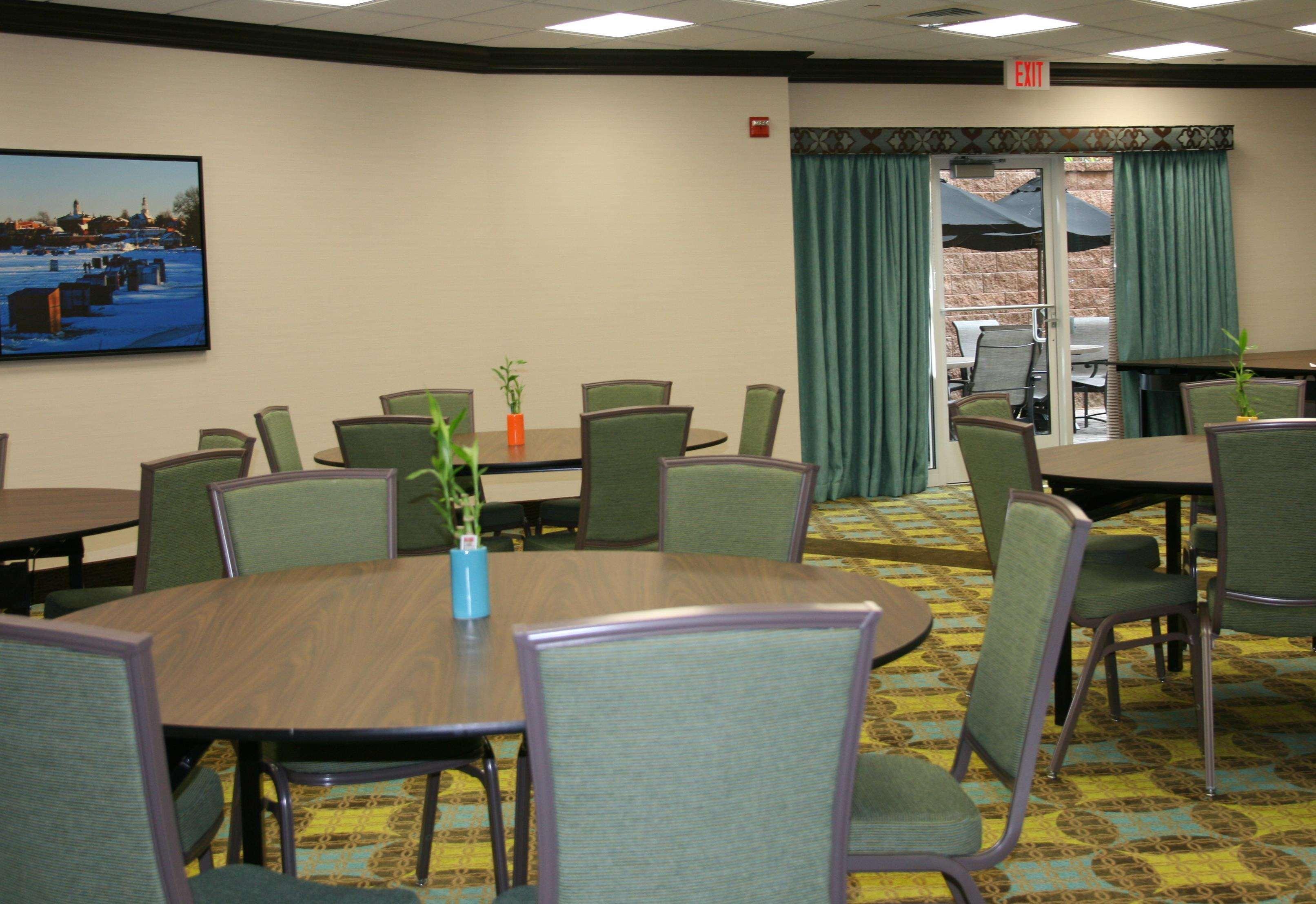 Hampton Inn & Suites Exeter Restaurant foto