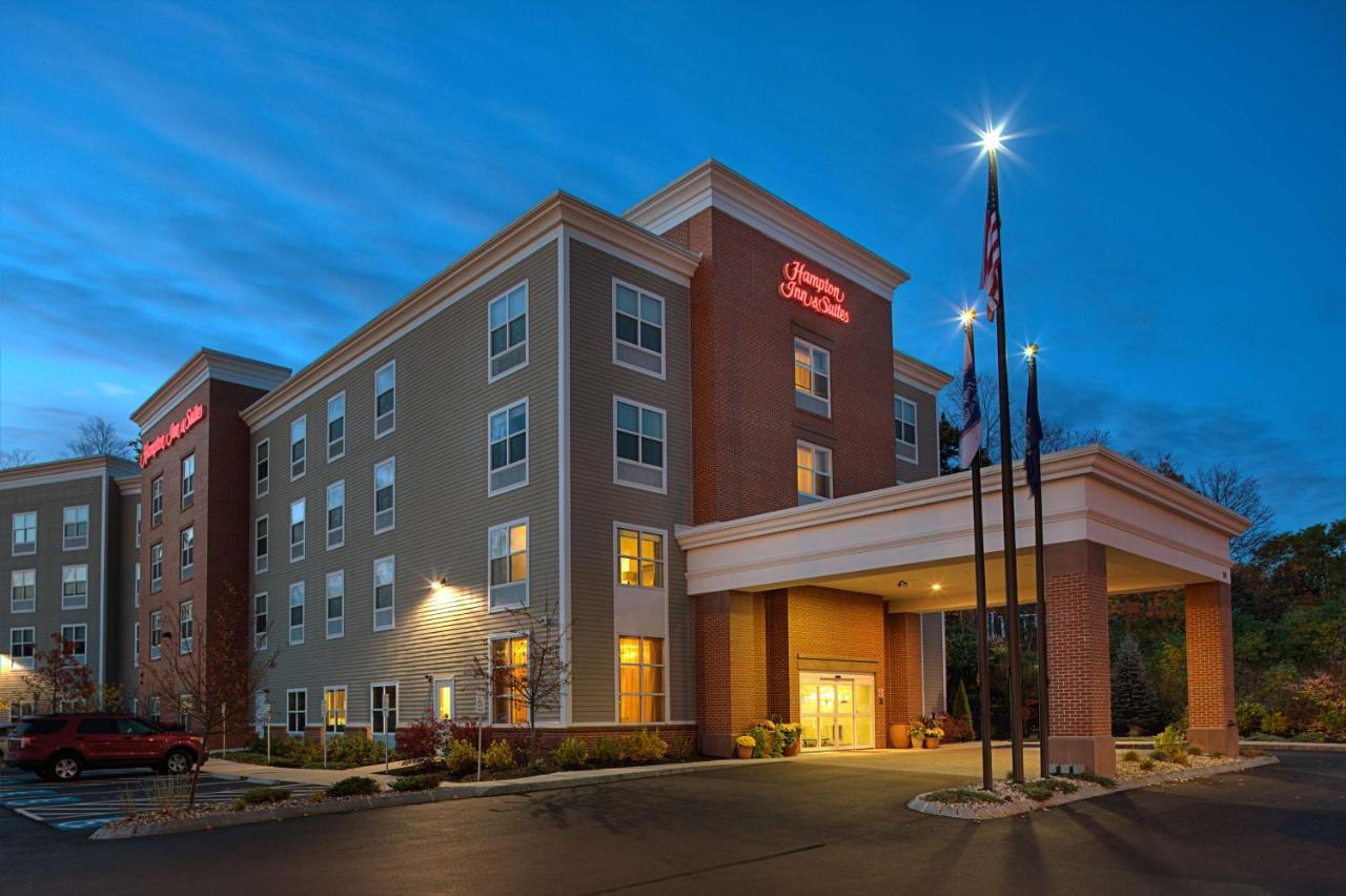 Hampton Inn & Suites Exeter Exterior foto